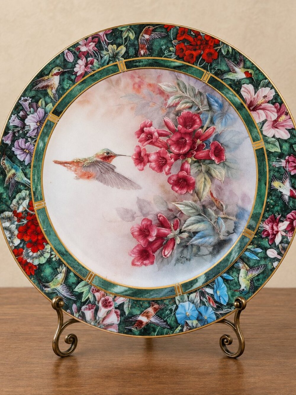 Lena Liu "The Allen's Hummingbird" Collector Plate 1993 W.S. George w Foam Box